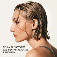 Cargar imagen en el visor de la galería, Modelo usando olaplex