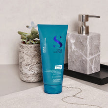 Cargar imagen en el visor de la galería, Alfaparf Milano Semi di Lino Curls Hydrating Acondicionador Co-Wash 200ml