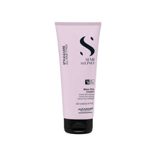 Cargar imagen en el visor de la galería, Alfaparf Milano Semi di Lino Styling Blow Dry Cream 200ml crema de peinado con protección térmica para un acabado sedoso sin frizz