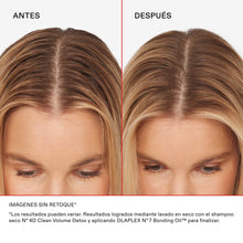 Cargar imagen en el visor de la galería, Olaplex No. 4D Clean Volume Detox Shampoo en Seco 50ml