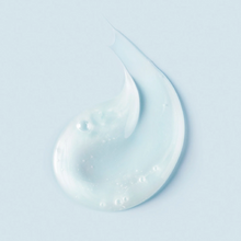 Cargar imagen en el visor de la galería, Textura Shampoo Ouidad Curl Quencher 1L para limpiar e hidratar el cabello rizado.