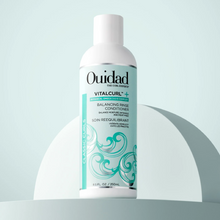 Cargar imagen en el visor de la galería, Botella Acondicionador Ouidad VitalCurl Plus Balancing Rinse 250ml para equilibrar e hidratar rizos.