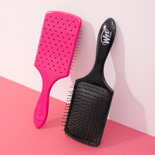 Cargar imagen en el visor de la galería, Wet Brush WB Paddle Detangler Cepillo Desenredante Rosa