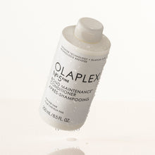 Cargar imagen en el visor de la galería, Botella Olaplex N°.5 Fine Bond Maintenance® Conditioner 1000 ml
