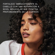 Cargar imagen en el visor de la galería, Olaplex Salon Intro Kit Sistema de Reparación Profesional
