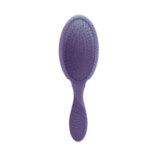 Cargar imagen en el visor de la galería, Wet Brush Pro Detangler Frost Purple Cepillo Desenredante

