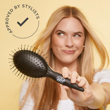 Cargar imagen en el visor de la galería, Wet Brush Easy Blow Out Cepillo
