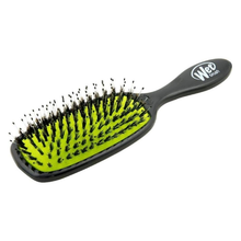 Cargar imagen en el visor de la galería, Wet Brush Shine Enhancer Black Cepillo
