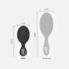 Cargar imagen en el visor de la galería, Wet Brush Mini Detangler Black
