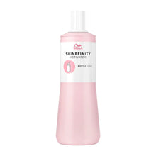 Cargar imagen en el visor de la galería, Wella Shinefinity Activador Aplicador 1Lt
