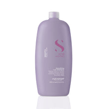 Cargar imagen en el visor de la galería, Alfaparf Milano Semi di Lino Smooth Smoothing Low Shampoo 1000ml para control de frizz y suavidad extrema en cabello rebelde
