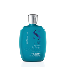 Cargar imagen en el visor de la galería, Alfaparf Milano Semi di Lino Curls Enhancing Shampoo 250ml para rizos definidos y elásticos con control de frizz
