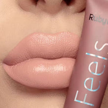 Cargar imagen en el visor de la galería, Labial Líquido Feels Ruby Rose Tono-354 Hb-8229 9.5ml

